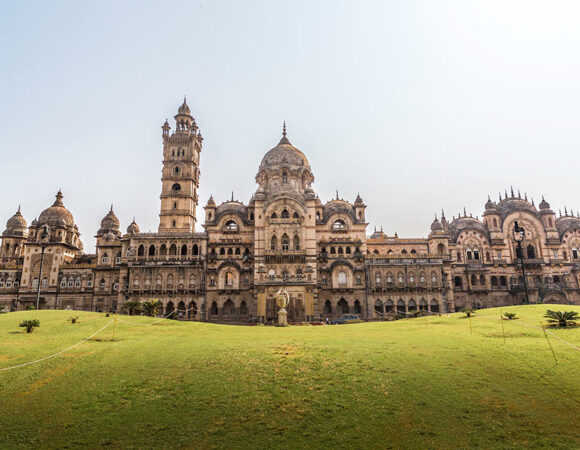 Surat to Rajkot Taxi – Complete Travel Guide, Distance, Fare & Tips